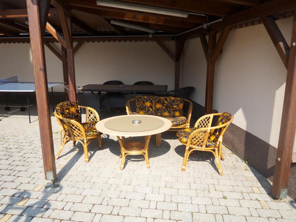 Aura Apartman Hajduszoboszlo Exterior photo
