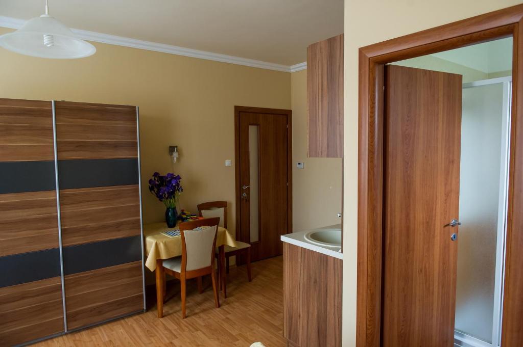 Aura Apartman Hajduszoboszlo Exterior photo