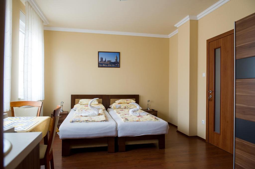 Aura Apartman Hajduszoboszlo Exterior photo