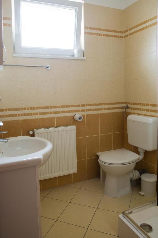 Aura Apartman Hajduszoboszlo Exterior photo